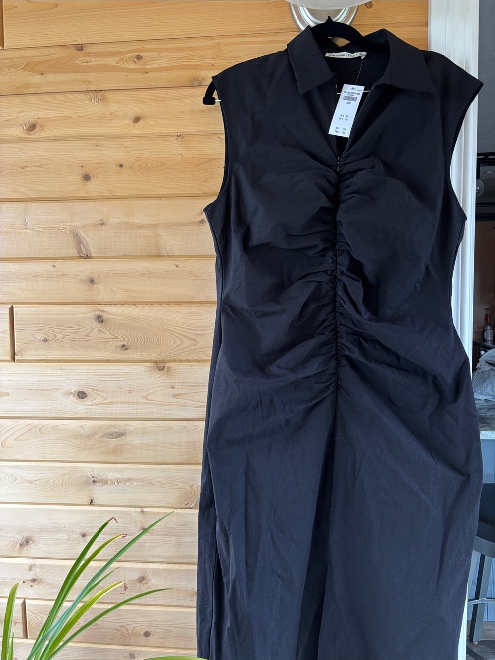 NWT Abercrombie & Fitch Black Sleeveless Ruched Shirt Dress